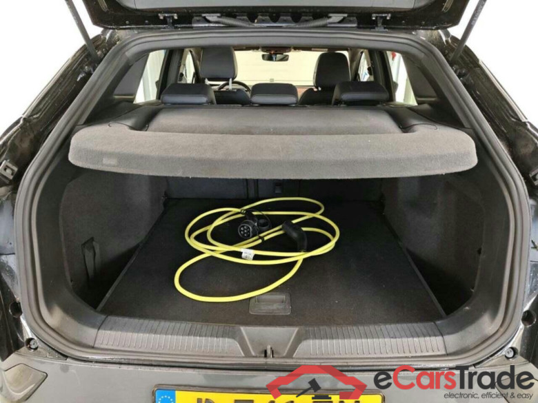 VOLKSWAGEN ID.4 Pro 77 kWh #5