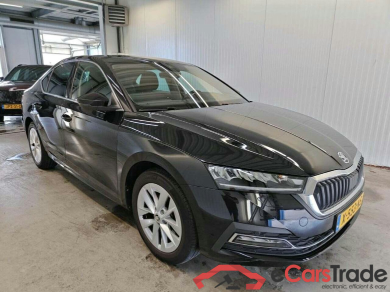 SKODA Octavia 1.5 e-TSI BnsEd.Plus #4