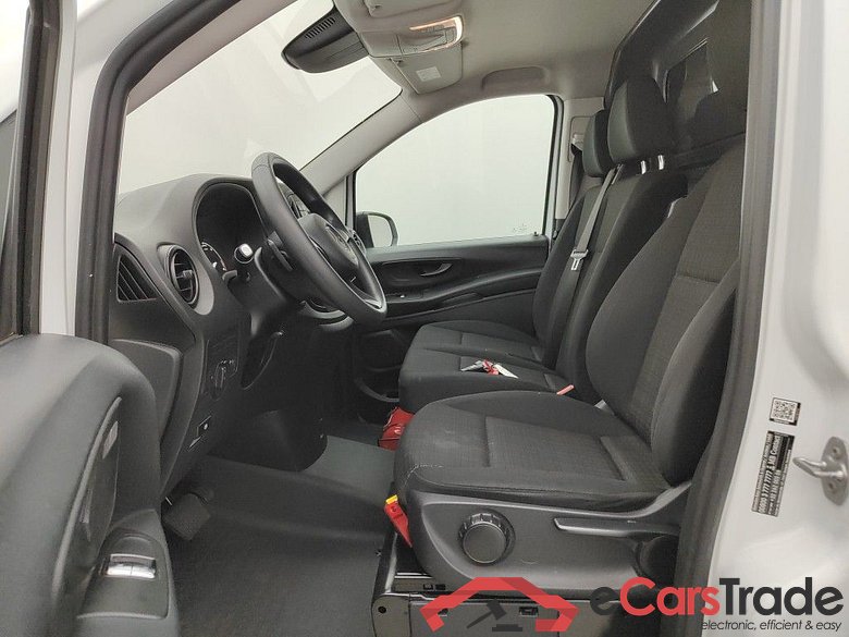 MERCEDES-BENZ E-VITO FOURGON MWB 35 kWh 116hp EVito A2 4d #3