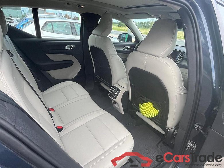 VOLVO XC40 1.5 T2 Inscription Geartronic #5