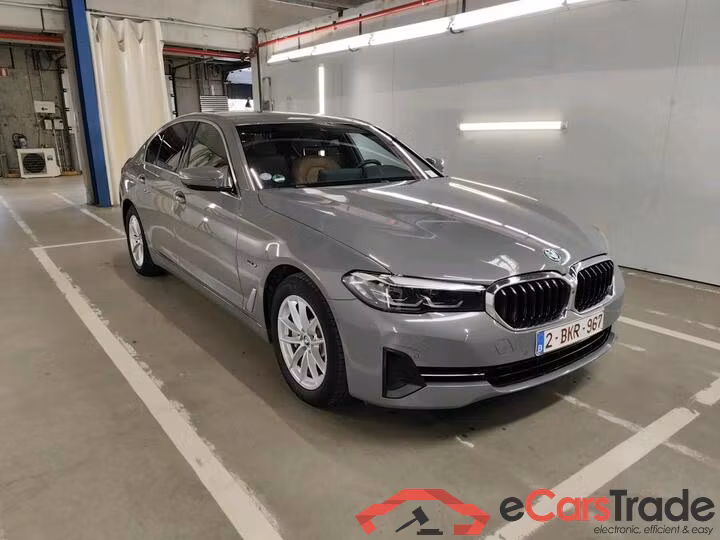 BMW 5 Reeks Berline 5 Reeks Berline 520e 150kW (PHEV) 150kW/204pk  4D/P Auto-8 #2