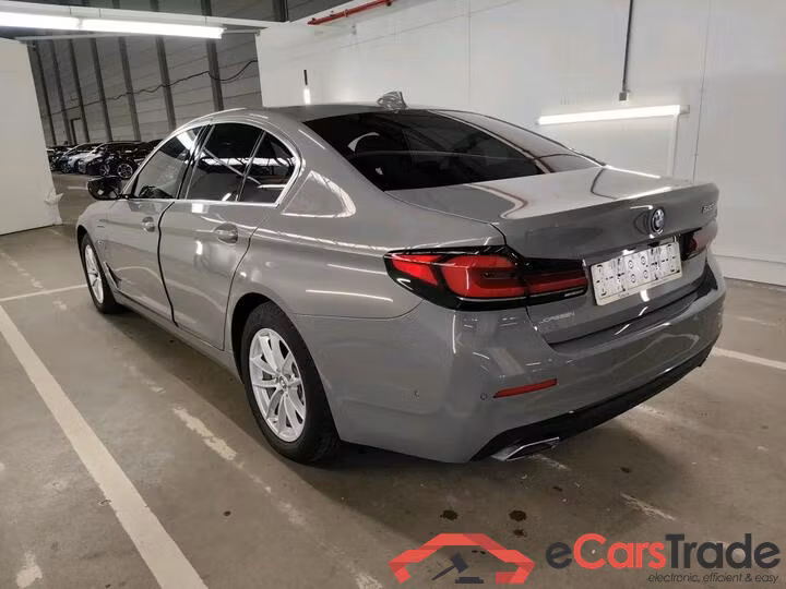 BMW 5 Reeks Berline 5 Reeks Berline 520e 150kW (PHEV) 150kW/204pk  4D/P Auto-8 #3