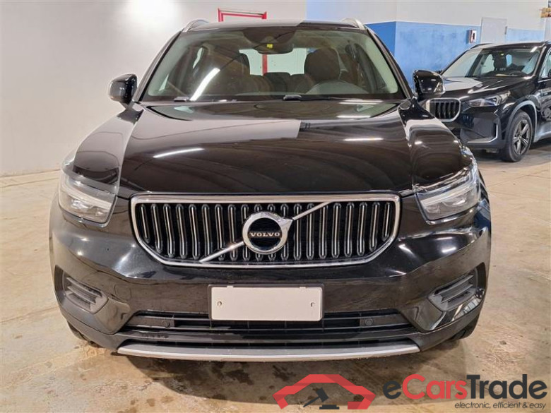 VOLVO XC40 / 2017 / 5P / SUV T4 PLUG-IN HYBRID AUTO RECH INSCRIP EXPR #6
