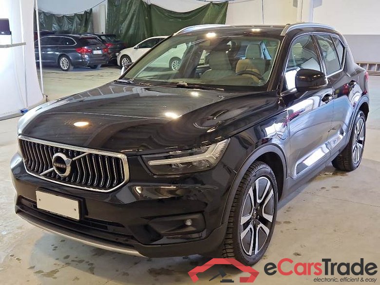 VOLVO XC40 / 2017 / 5P / SUV T5 PLUG-IN HYBRID AUTO RECHARGE INSCR. #1