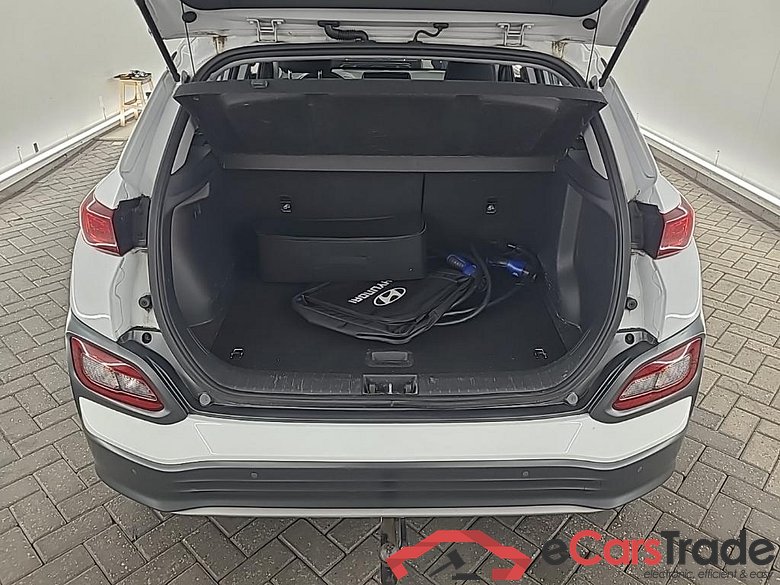 HYUNDAI Kona Comfort Smart Electric 64 kWh 5D #5