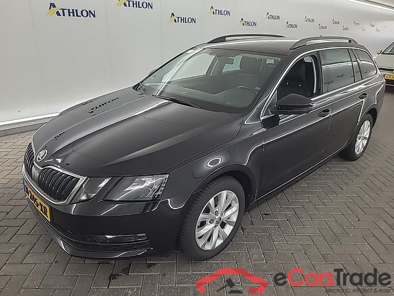SKODA Octavia Combi 1.5 TSI Greentech Business Edition DSG 5D 11 Uitl. #1