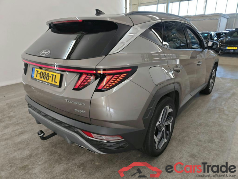 Hyundai Tucson 1.6 T-GDI PHEV Premium 4WD Automaat 5d #2