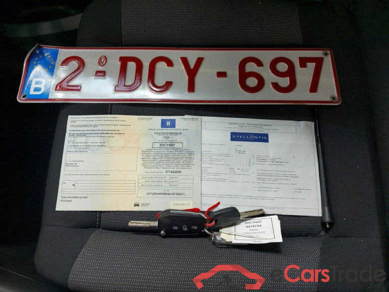 Citroën C3 Aircross 1.2 PureTech 110 S&S MAN6 Feel 5d #4