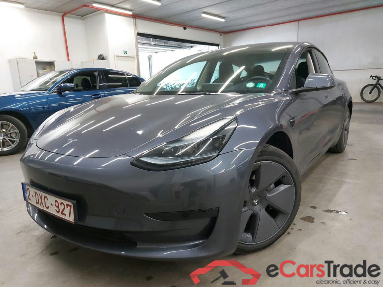 TESLA - TES MODEL 3 Standard RWD Plus 283PK  * ELECTRIC *