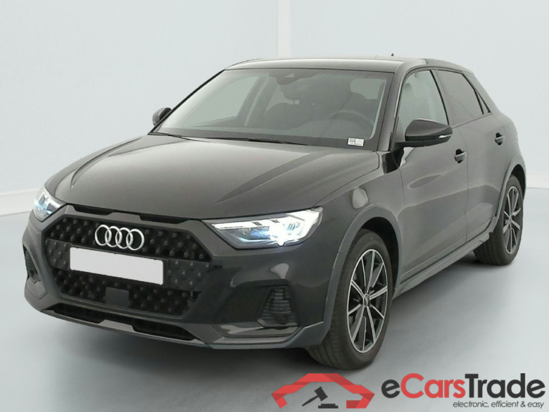 Audi A1 30 TFSI 110 ch S tronic 7 Design Luxe #3