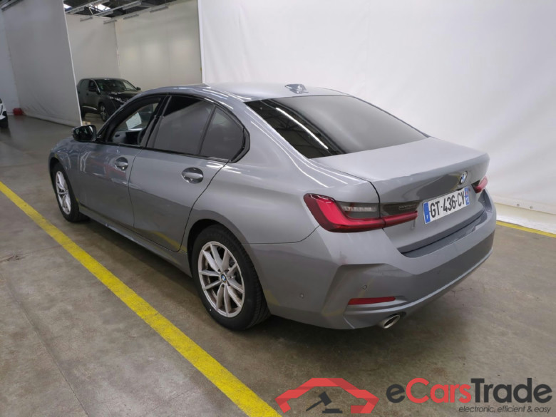 BMW Série 3 Berline / 2022 / 4P / Berline 318i 156ch Business Design BVA8 #2