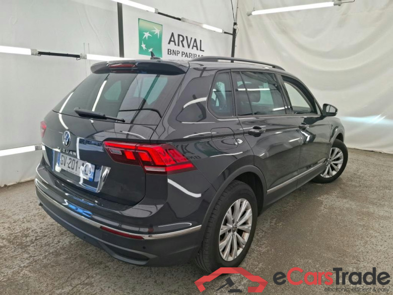 VOLKSWAGEN Tiguan / 2020 / 5P / SUV 2.0 TDI 150 DSG7 LIFE PLUS #3
