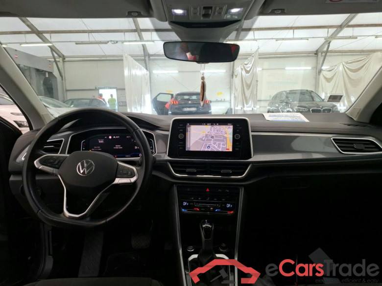 VOLKSWAGEN T-Roc / 2021 / 5P / SUV 1.5 TSI 150 EVO STYLE DSG7 #5