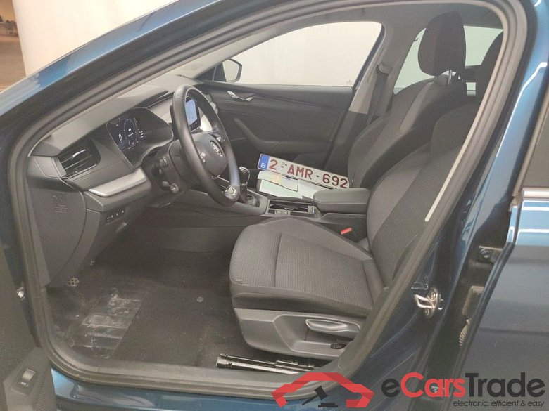 Skoda Octavia Combi 2.0 CRTDI 85kW Clever 5d #3