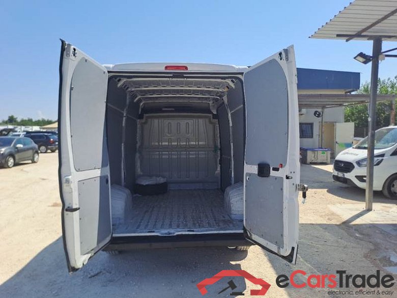 PEUGEOT BOXER / 2014 / 4P / FURGONE 333 L2H2 2.2 BLUEHDI 140CV SeS #5