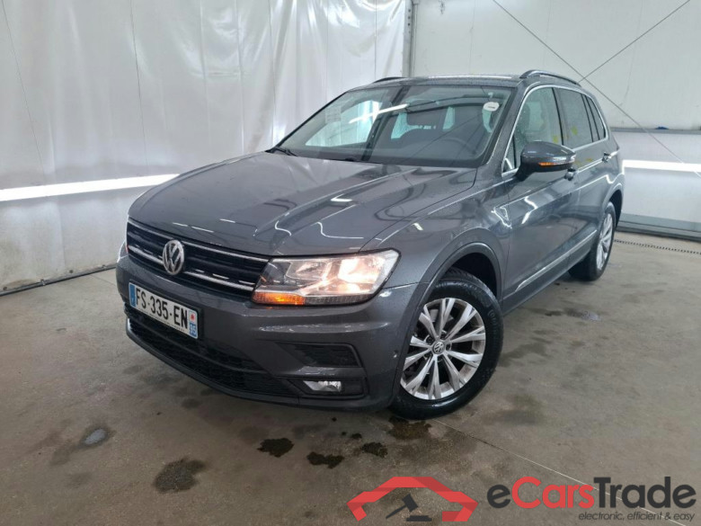 VOLKSWAGEN Tiguan / 2016 / 5P / SUV 2.0 TDI 150 DSG7 Confortline Business #1