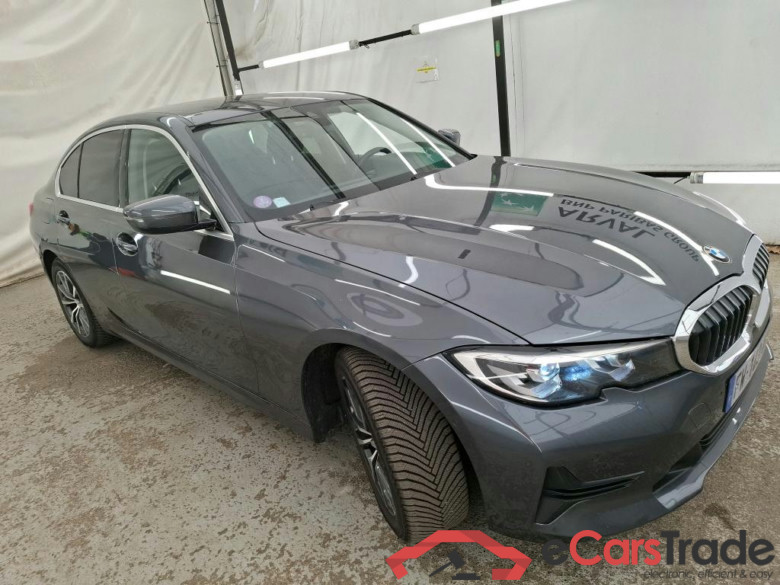BMW Série 3 Berline / 2018 / 4P / Berline 330e 292ch Business Design BVA8 Hybride #4