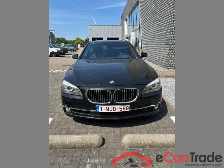 BMW 7 Dsl (F01) 740 dXA #2