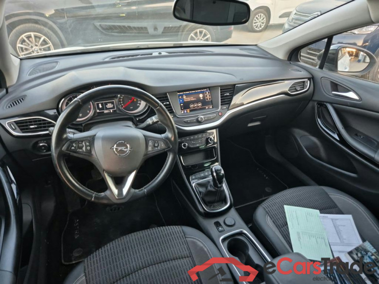 OPEL Astra / 2019 / 5P / berlina con portón 1.2T SHL 81kW (110CV) Design & Tech #3