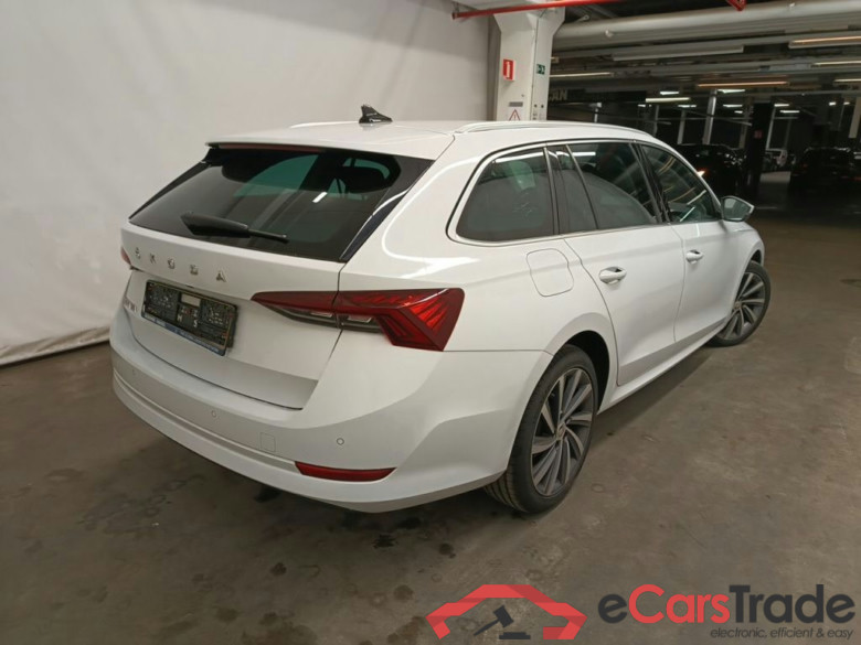 Skoda Octavia Combi 2.0 CRTDI 110kW DSG7 Clever+ 5d #2