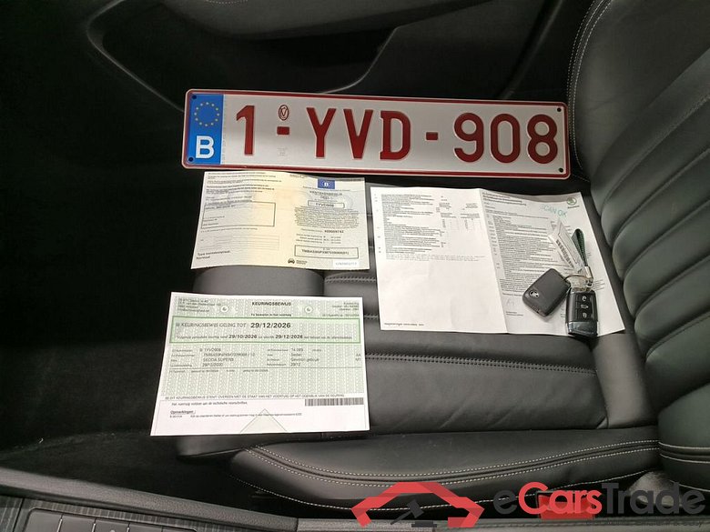 Skoda Superb 2.0 CRTDI 90kW DSG7 Style 5d #4
