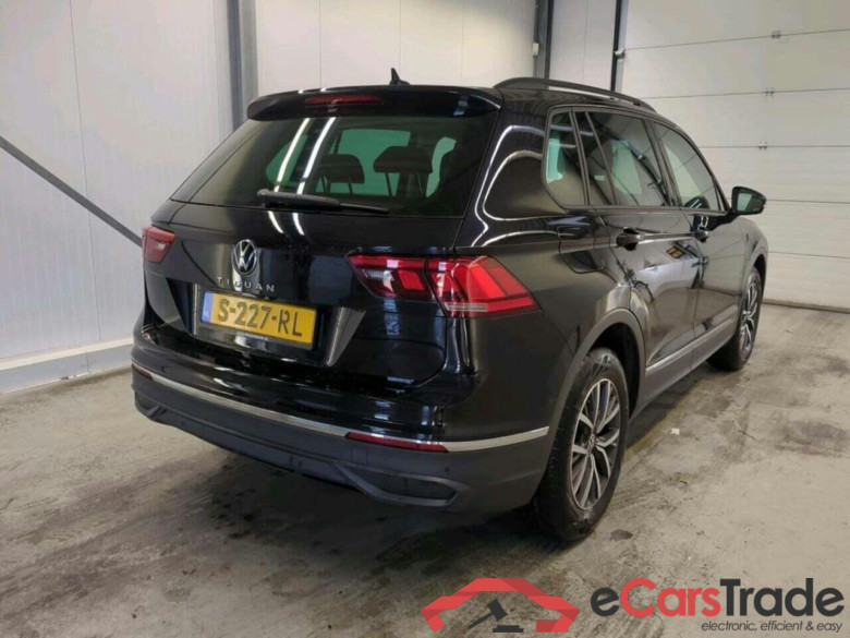 VOLKSWAGEN Tiguan 1.5 TSI Life #2