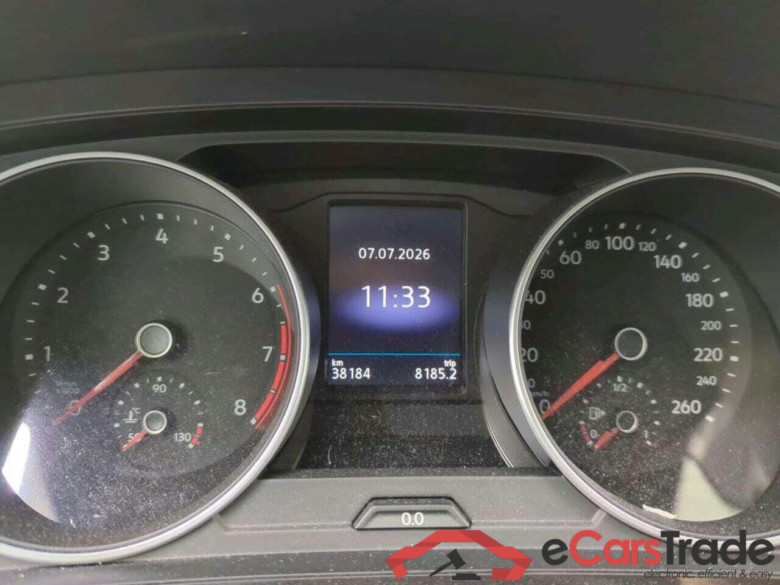VOLKSWAGEN Tiguan 1.5 TSI Life #4