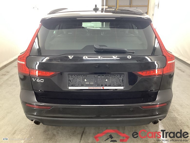 VOLVO V60 - 2018 2.0 B3 MHE Momentum Core Geartronic #5