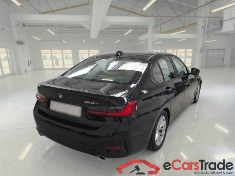 BMW SERIE 3 / 2018 / 4P / BERLINA 320D 48V BUSINESS ADVANTAGE AUTO #2
