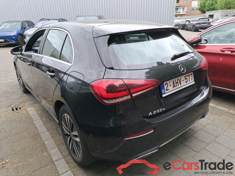 MERCEDES-BENZ CLASS A (W177) A 250 e PHEV Business Solution #2