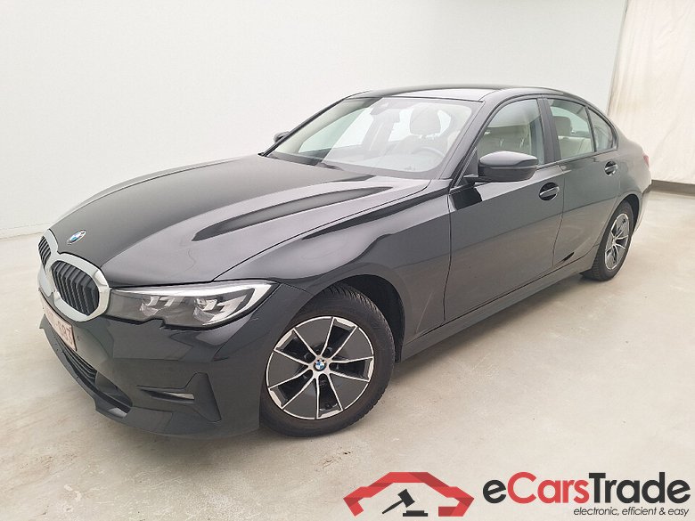 BMW, 3-serie '18, BMW 3 Reeks Berline 318dA (100 kW) 4d #2