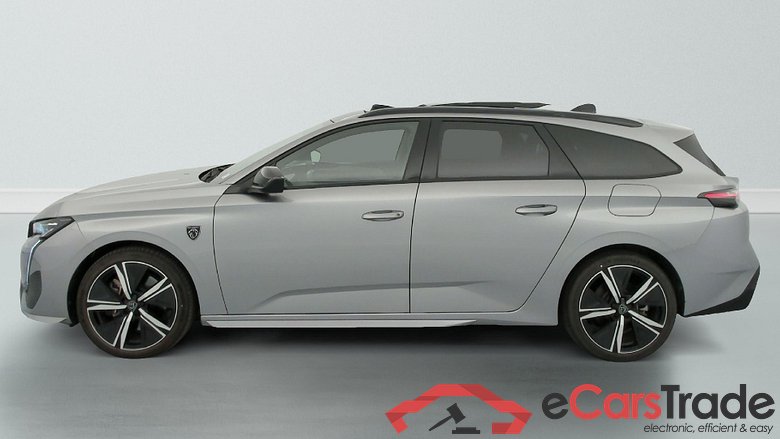 Peugeot 308 SW PHEV 225 e-EAT8 GT #4