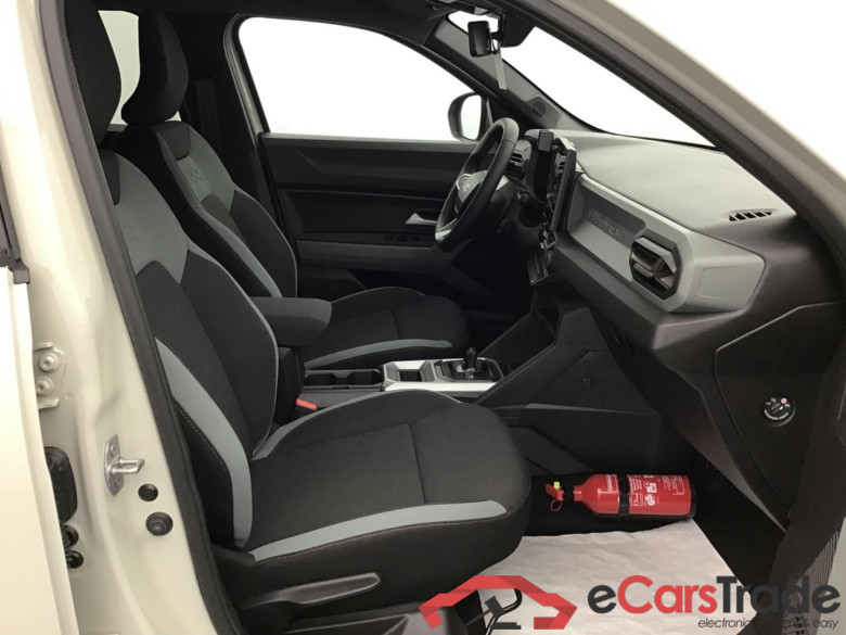Dacia Duster EXTREME + 1.8 Hybrid Electric/Gasoline 158hp #6
