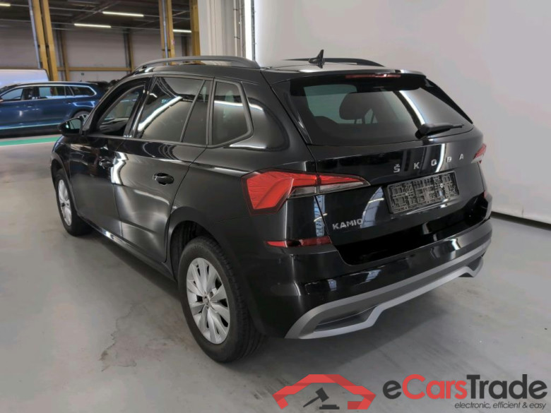 SKODA KAMIQ 1.0 TSI 81KW DSG AMBITION #3