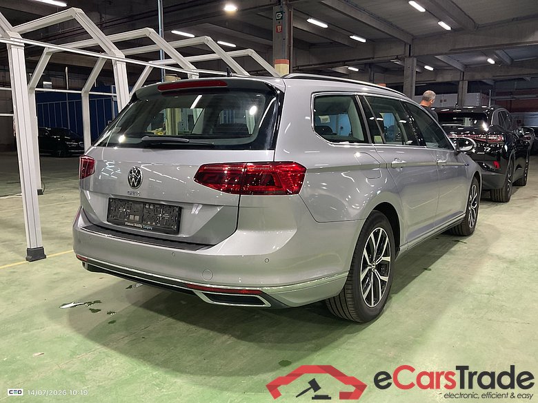 VOLKSWAGEN PASSAT VARIANT 1.4 TSI MSQ VARIANT GTE BUSINESS #4