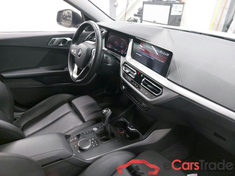 BMW - BMW 2 GRAN COUPE 218i 136PK Advantage Pack Business With Sport Seats & Parking Assistant Pack  * PETROL * #3
