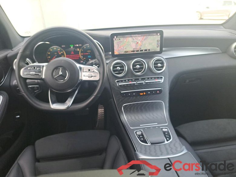 MERCEDES-BENZ GLC Coupé / 2019 / 5P / coupé GLC 300 de 4MATIC #3