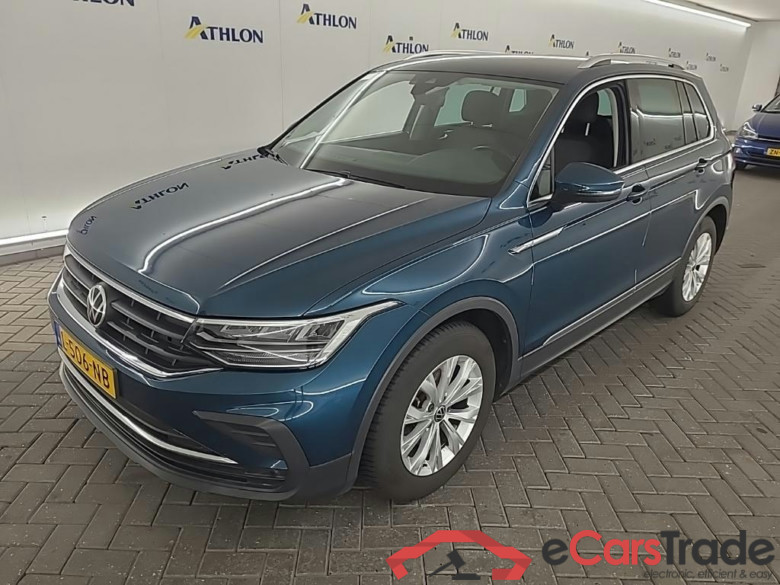 VOLKSWAGEN Tiguan 1.5 TSI 110kW Life Business 5D #1