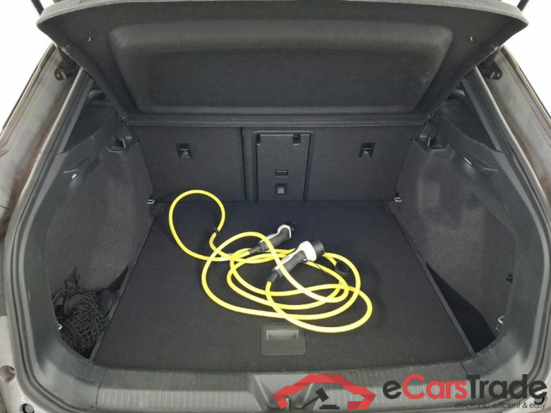 VOLKSWAGEN ID.4 77kWh Family Auto 5D 150kW Athlon Edition #5