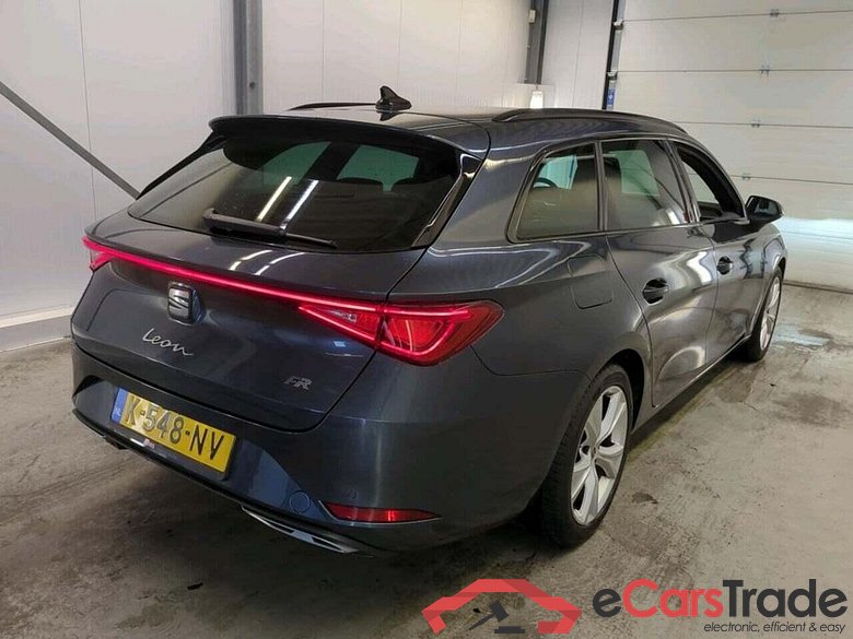SEAT Leon Sportstourer 1.5 eTSI FR LaunchEd #2