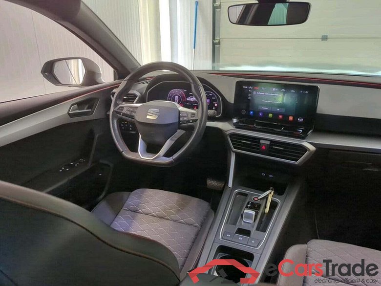 SEAT Leon Sportstourer 1.5 eTSI FR LaunchEd #3