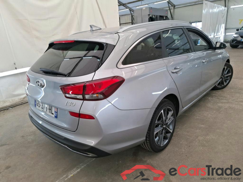 HYUNDAI i30 Sport Wagon / 2020 / 5P / Break 1.0 T-GDI 120 DCT-7 MHEV CREATIVE SW #3