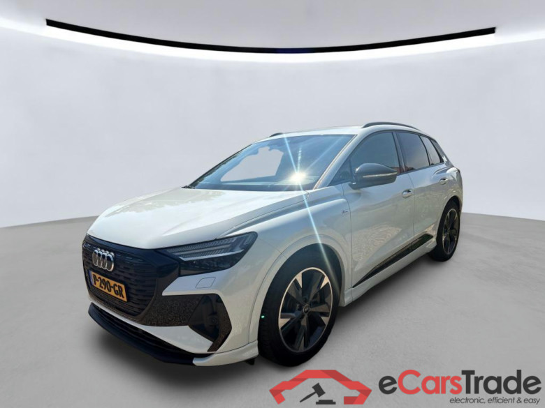 AUDI Q4 e-tron 220 kW #1
