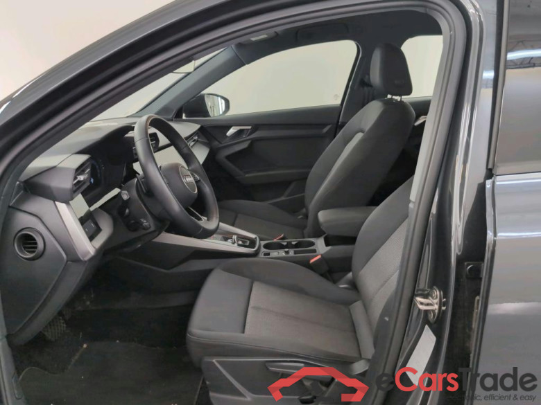 AUDI A3 SPORTBACK 1.4 40 TFSI E S TRONIC SPORTB ATTRACTION #5
