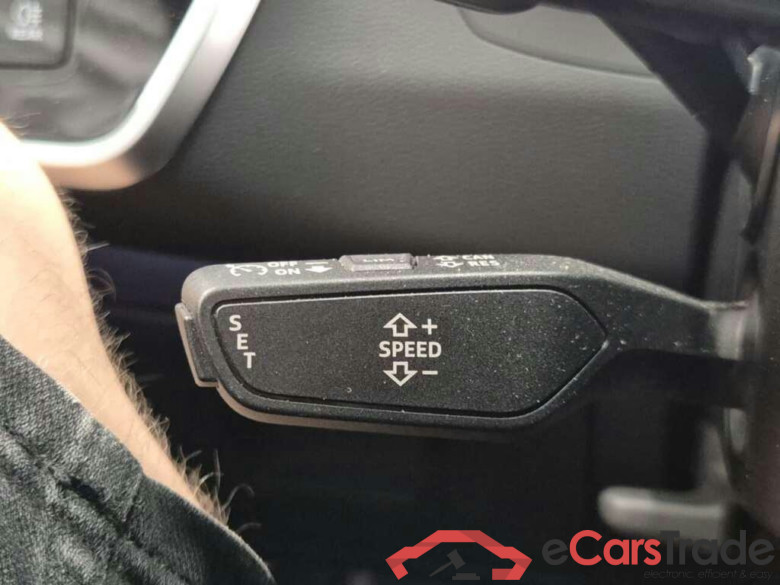 AUDI A6 Avant 40 TFSI S ed Comp #6