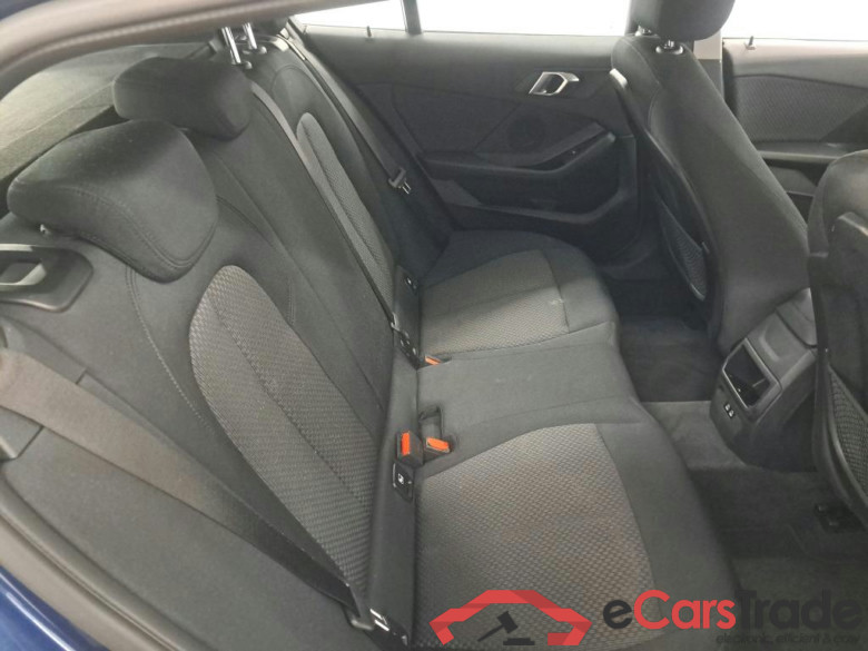BMW 1 SERIES HATCH 1.5 116IA (80KW) #6
