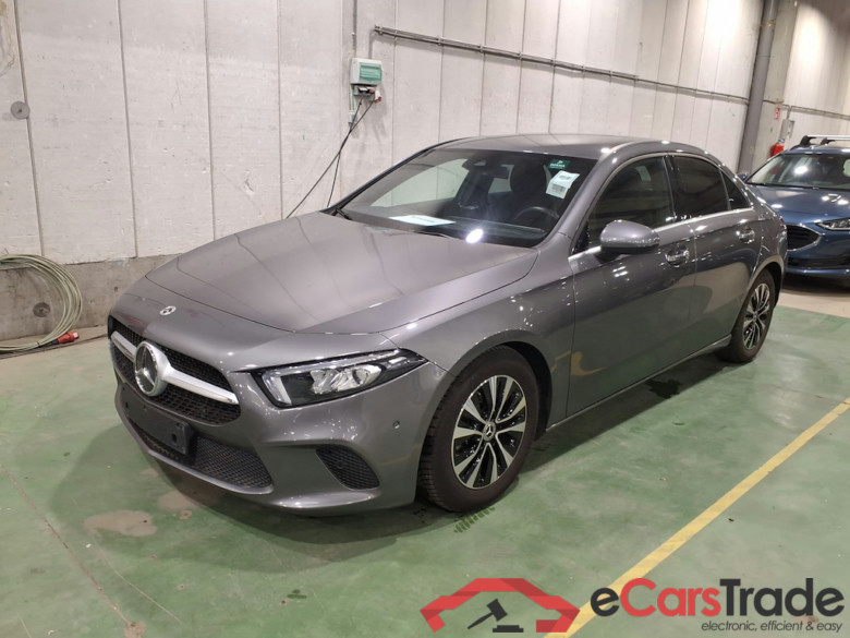 MERCEDES-BENZ A-CLASS LIMOUSINE 2.0 A 180 D BUSINESS SOLUTION #1