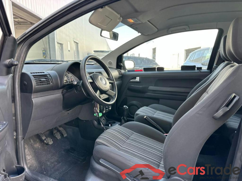 VOLKSWAGEN Fox 1.2i Fiction #6