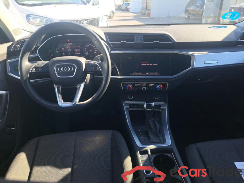AUDI Q3 / 2018 / 5P / todoterreno 45 TFSI e 180kW S tronic Advanced #3