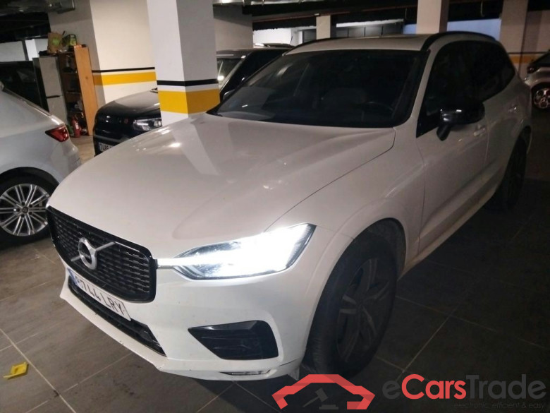VOLVO XC60 / 2017 / 5P / todoterreno 2.0 B4 D AWD R-Design Auto #1